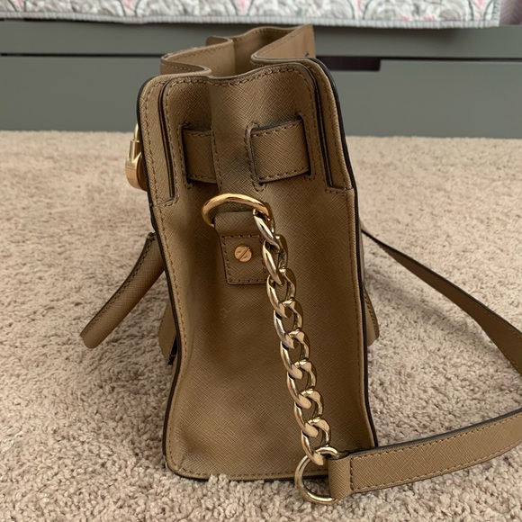 Michael Kors Hamilton Saffiano Leather Medium Satchel - Picture 3 of 8